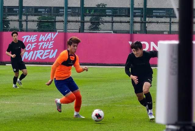 九游体育-泰山全华班出战，1-5韩国球队 4战0胜买乌郎破门 克雷桑归队开练